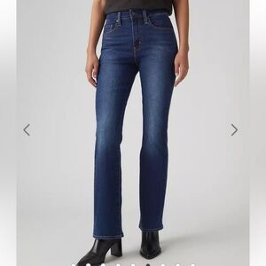 Levi’s 725 High Rise Bootcut